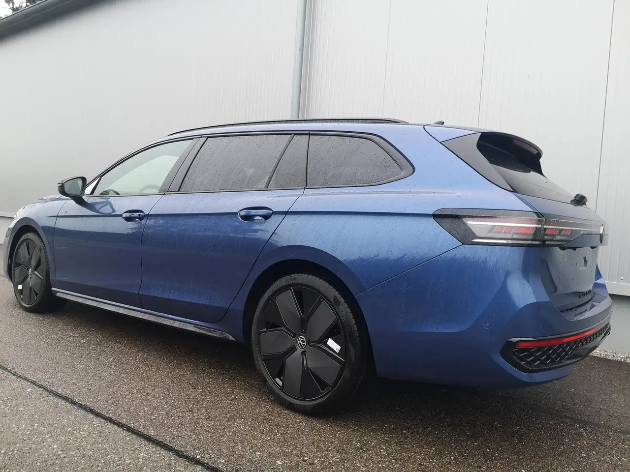 Volkswagen Passat 2