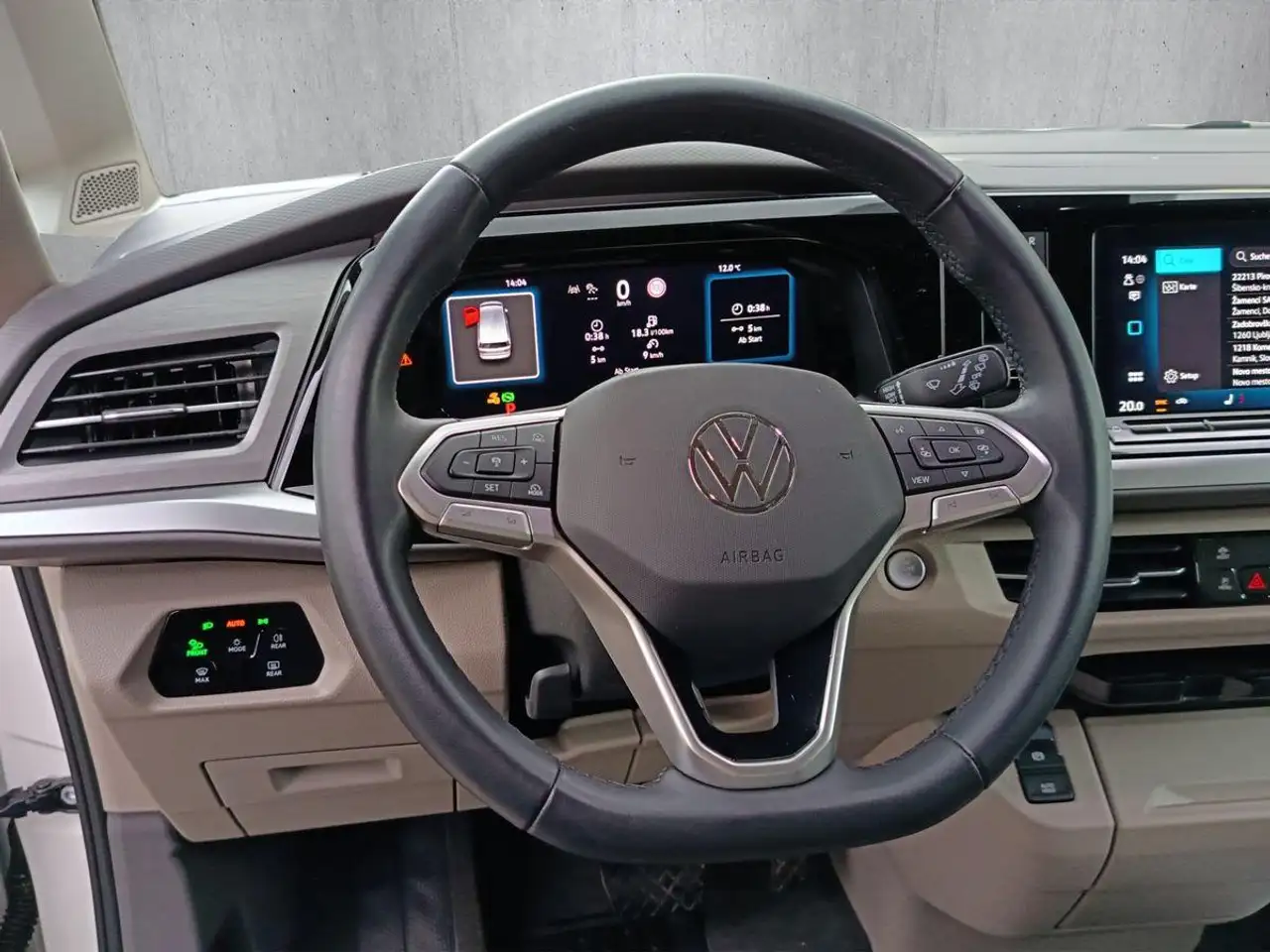 Volkswagen T7 Multivan 10