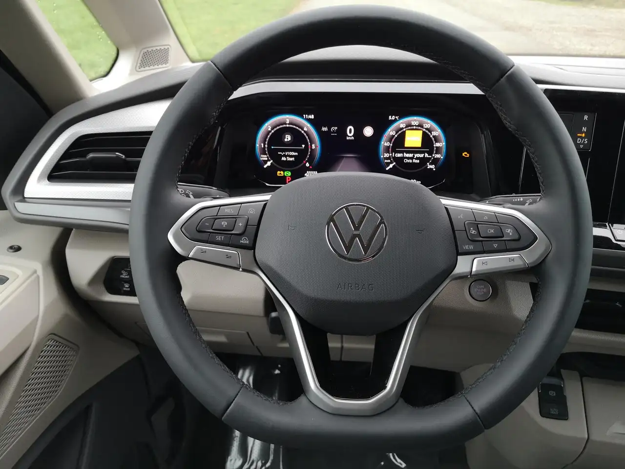 Volkswagen T7 Multivan 6