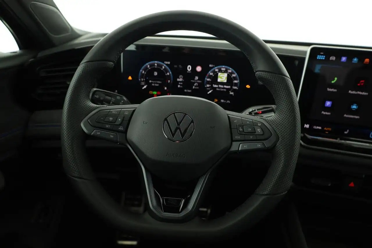 Volkswagen Tiguan 7