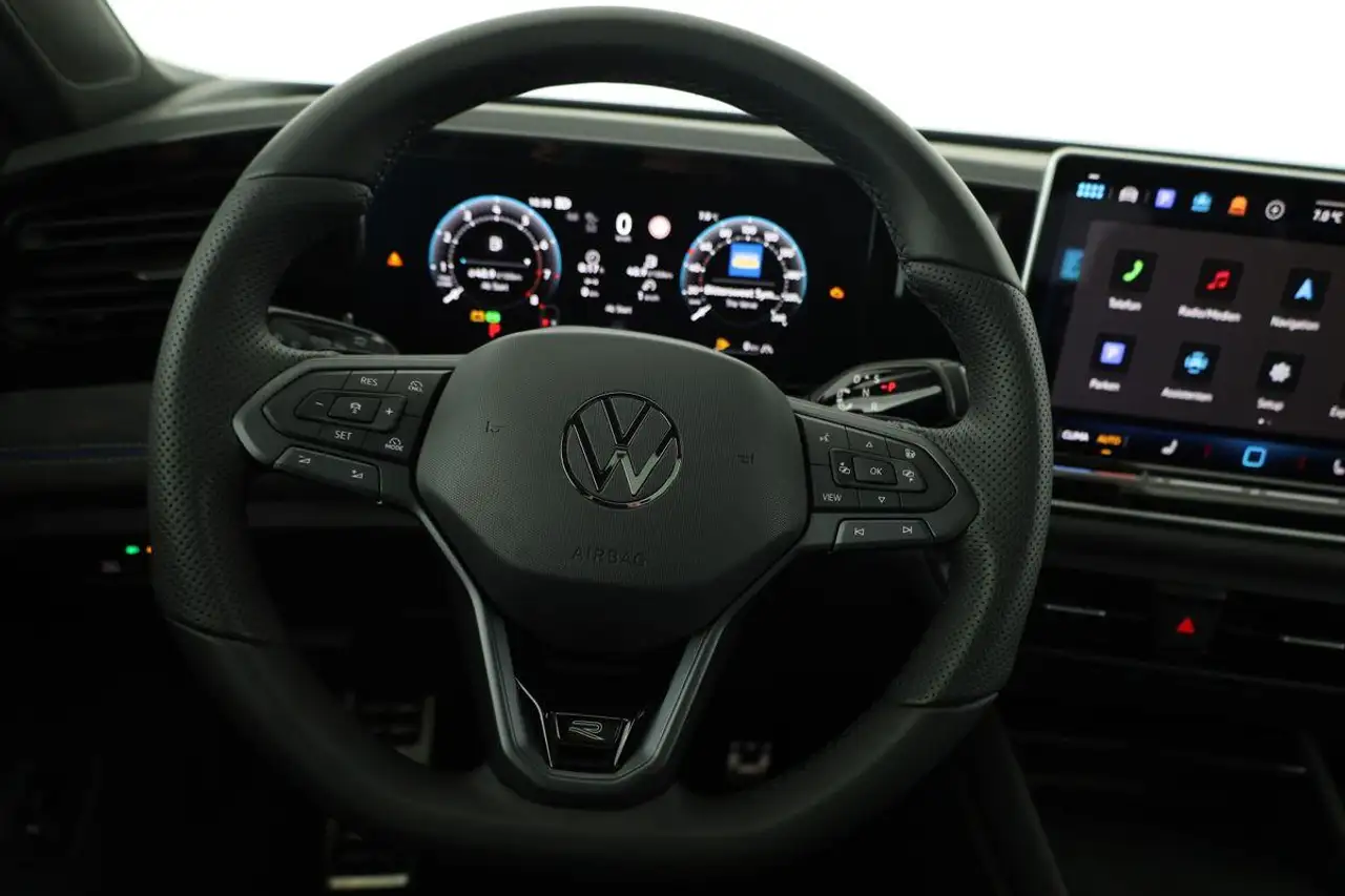 Volkswagen Tiguan 7