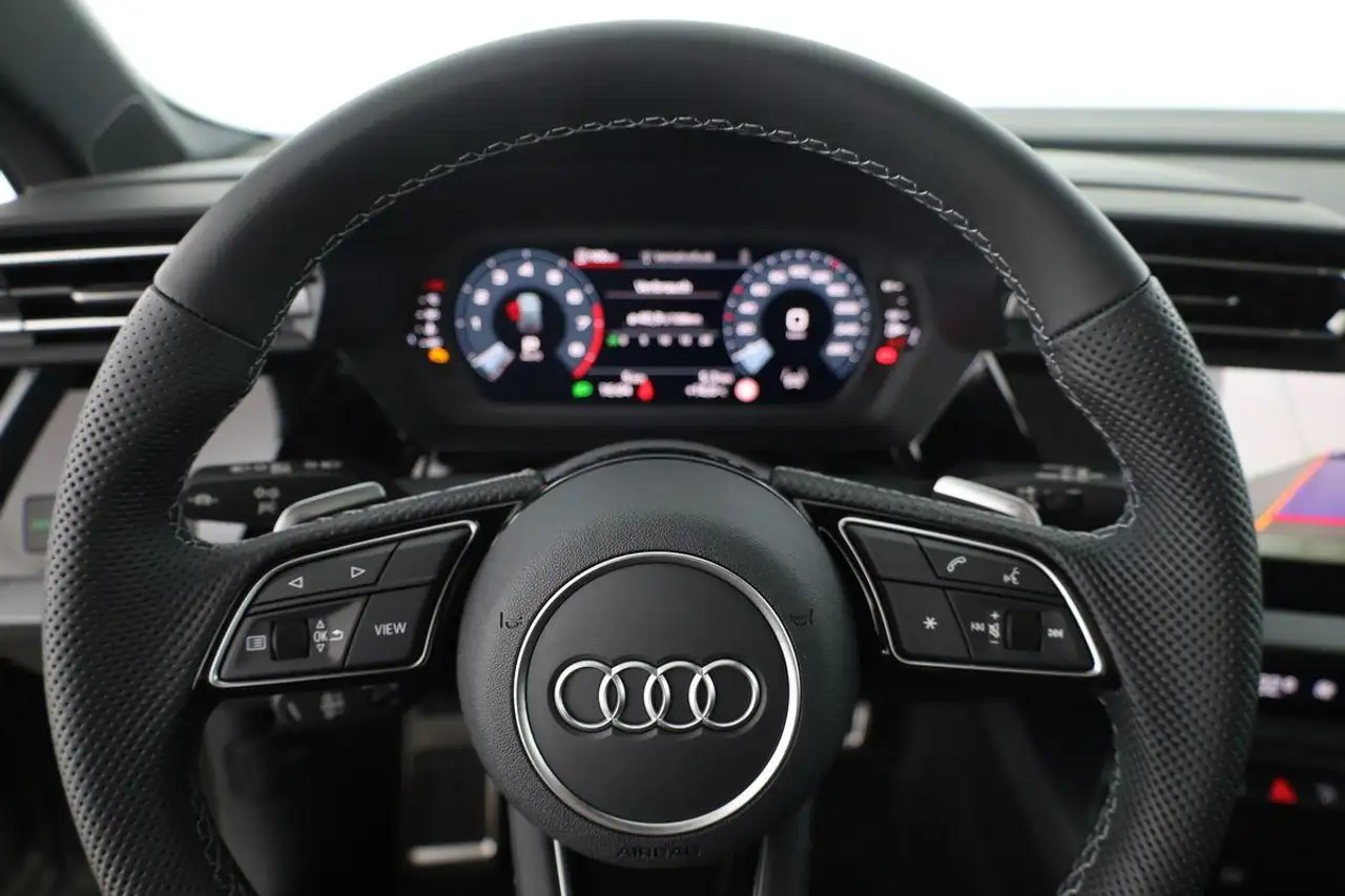 Audi A3 8