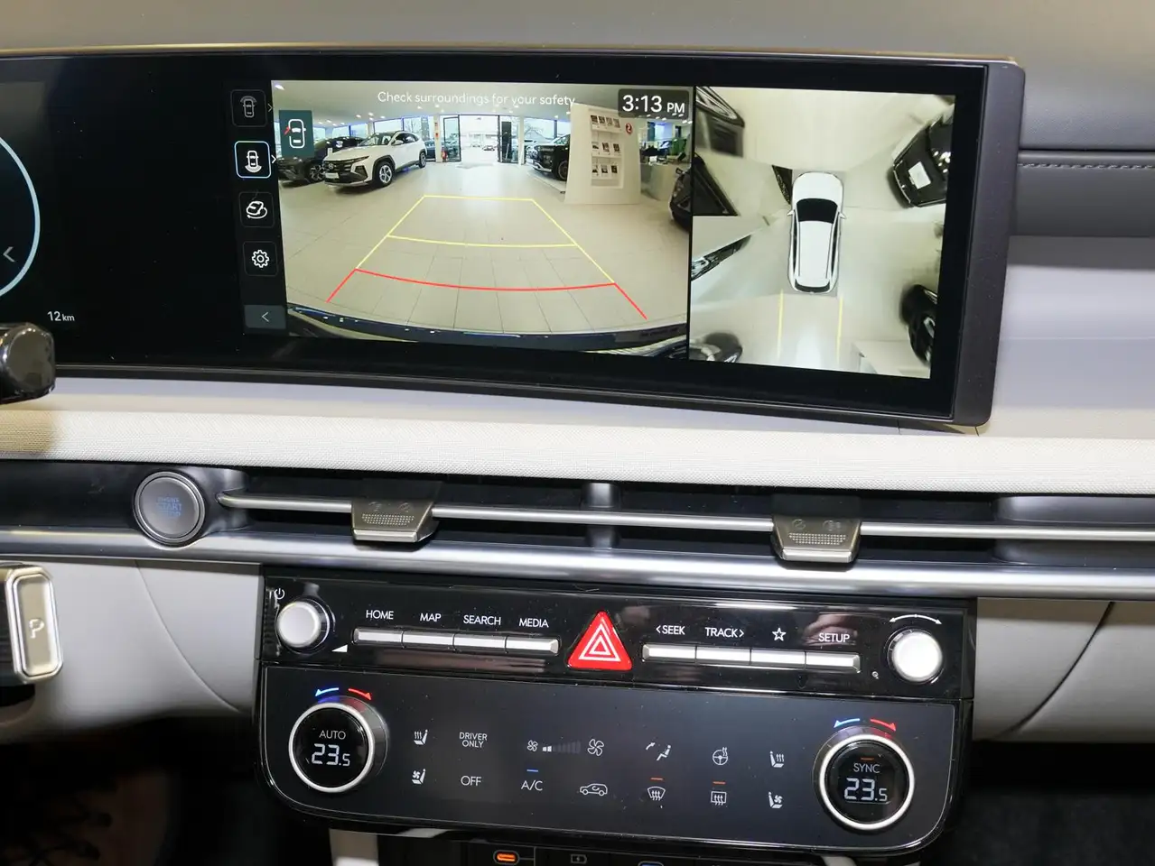 Hyundai TUCSON 4