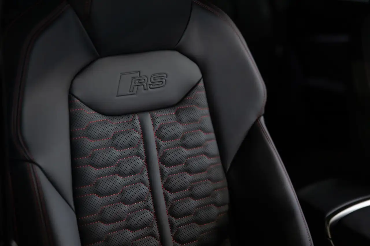 Audi RS 11