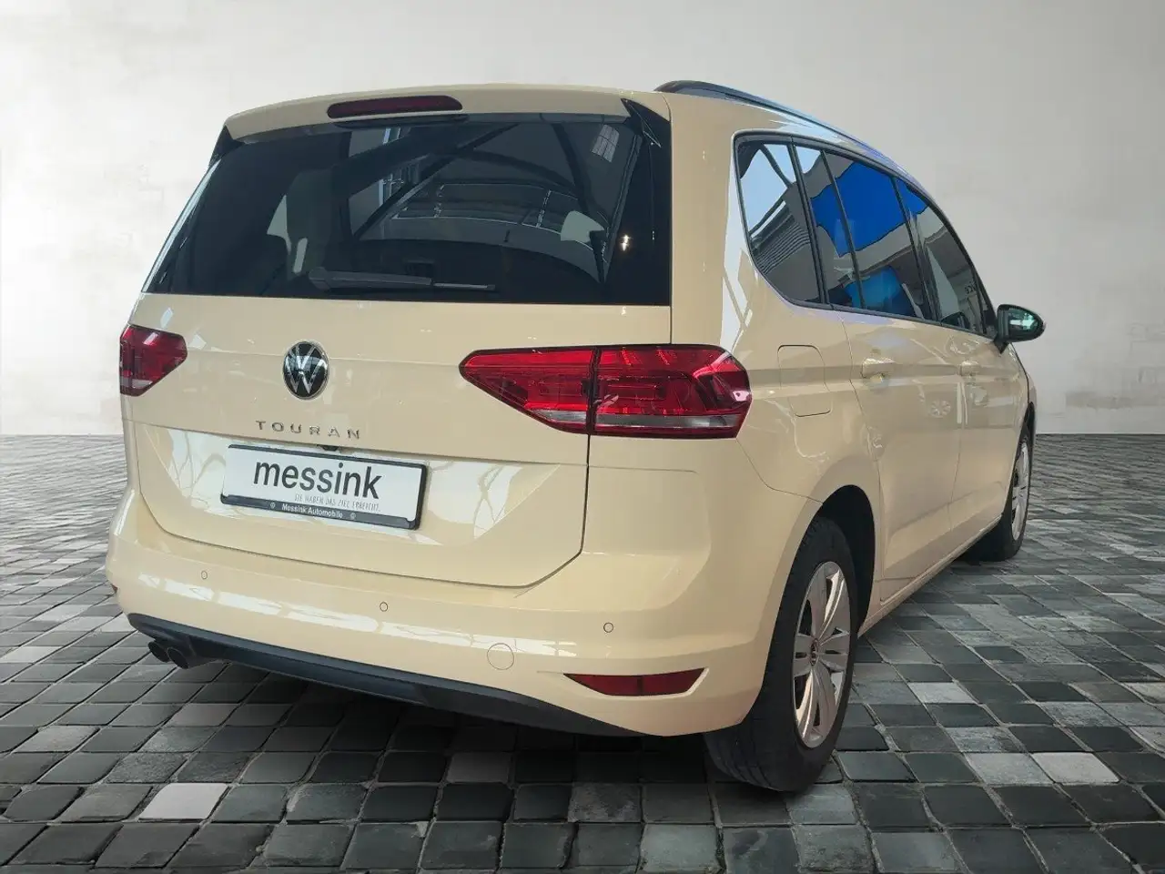Volkswagen Touran 4