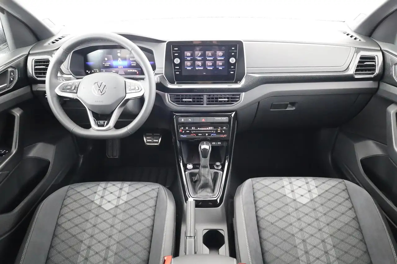 Volkswagen T-Cross 6