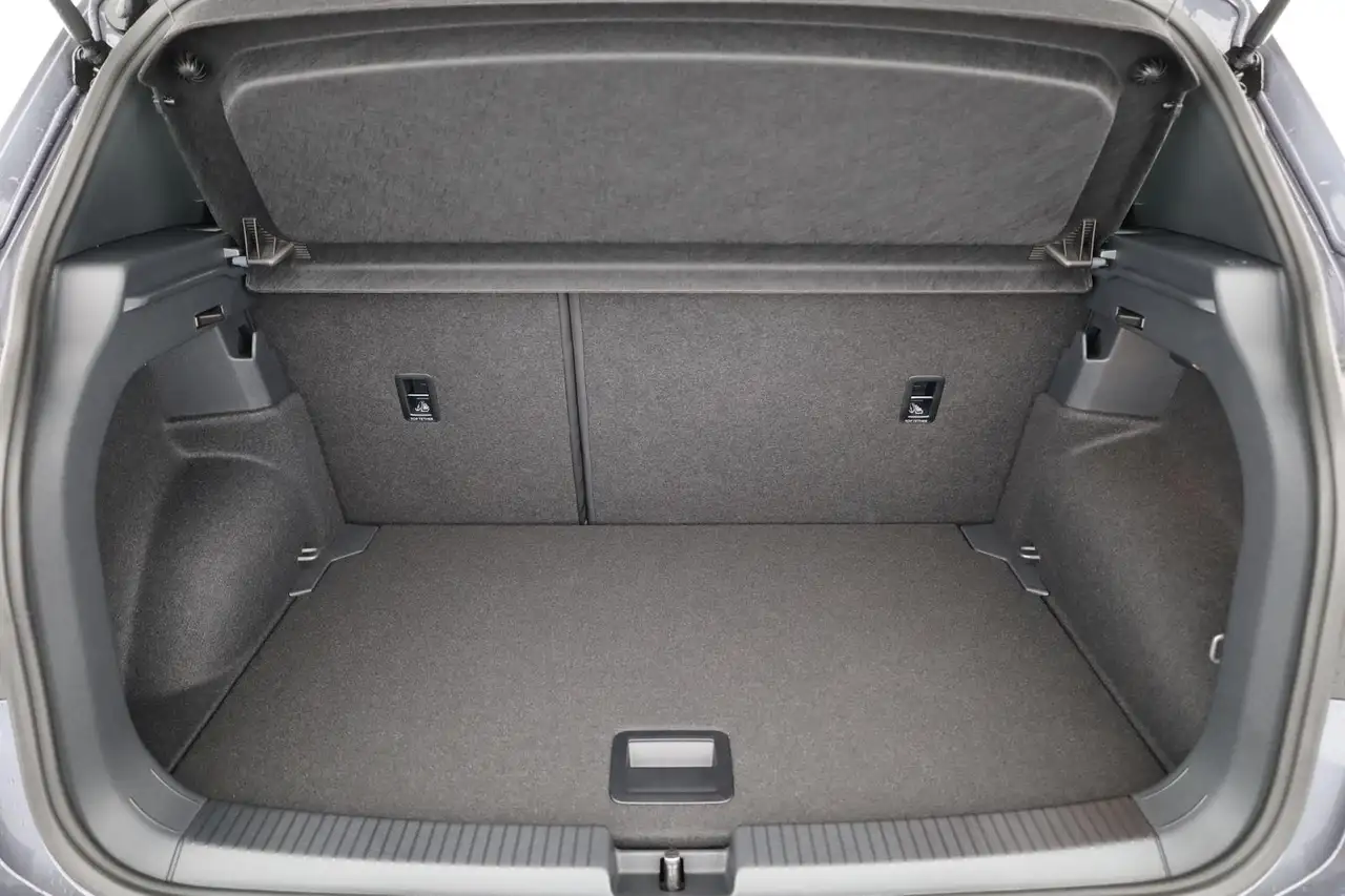 Volkswagen T-Cross 13