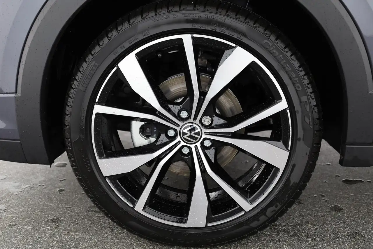Volkswagen T-Cross 14
