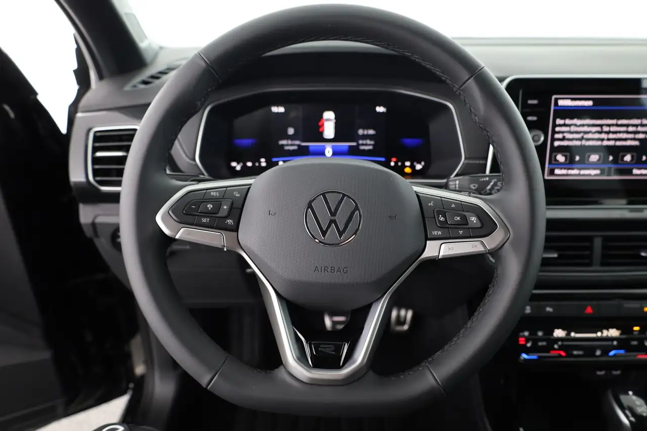 Volkswagen T-Cross 8