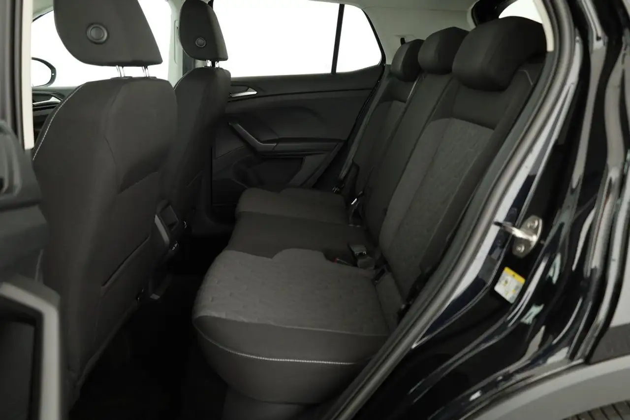Volkswagen T-Cross 12