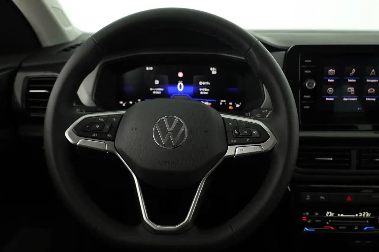Volkswagen T-Cross 7