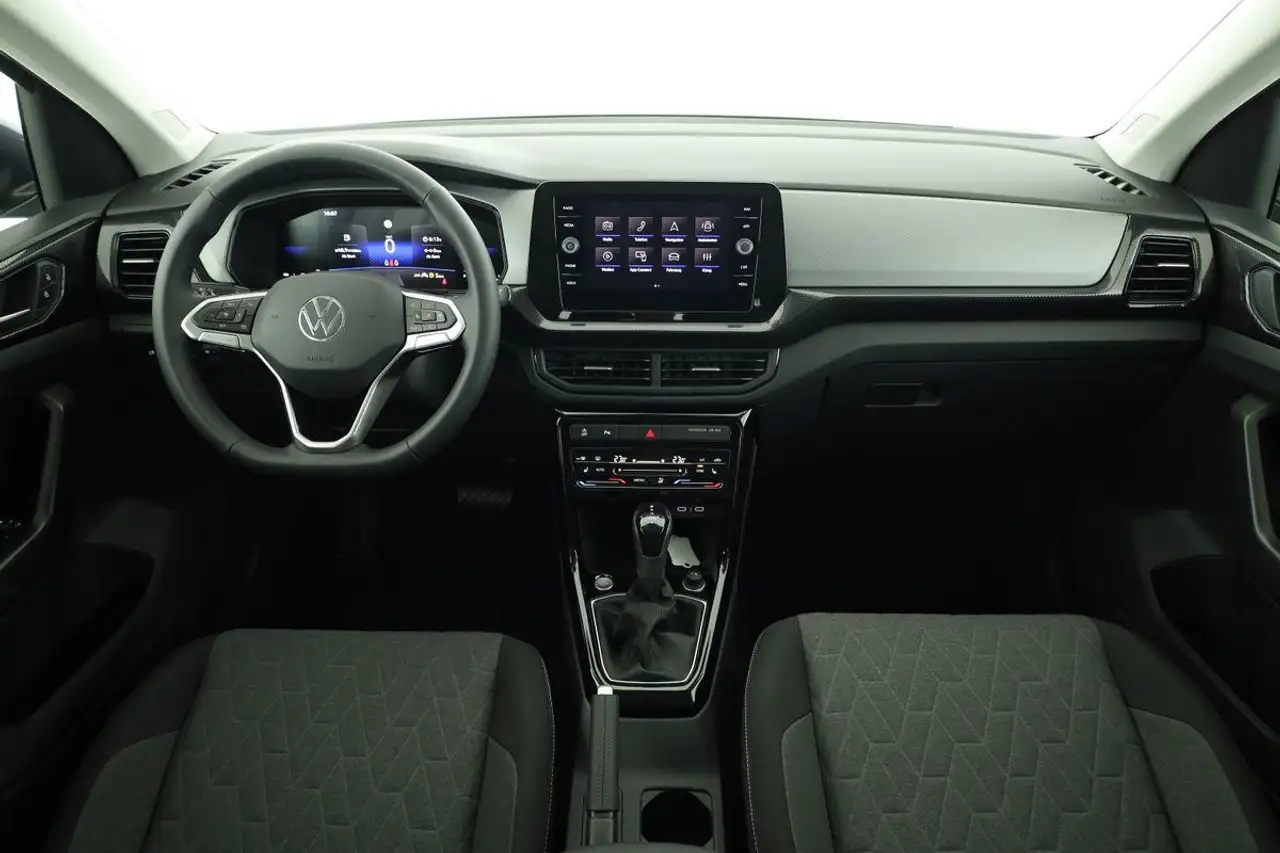 Volkswagen T-Cross 6