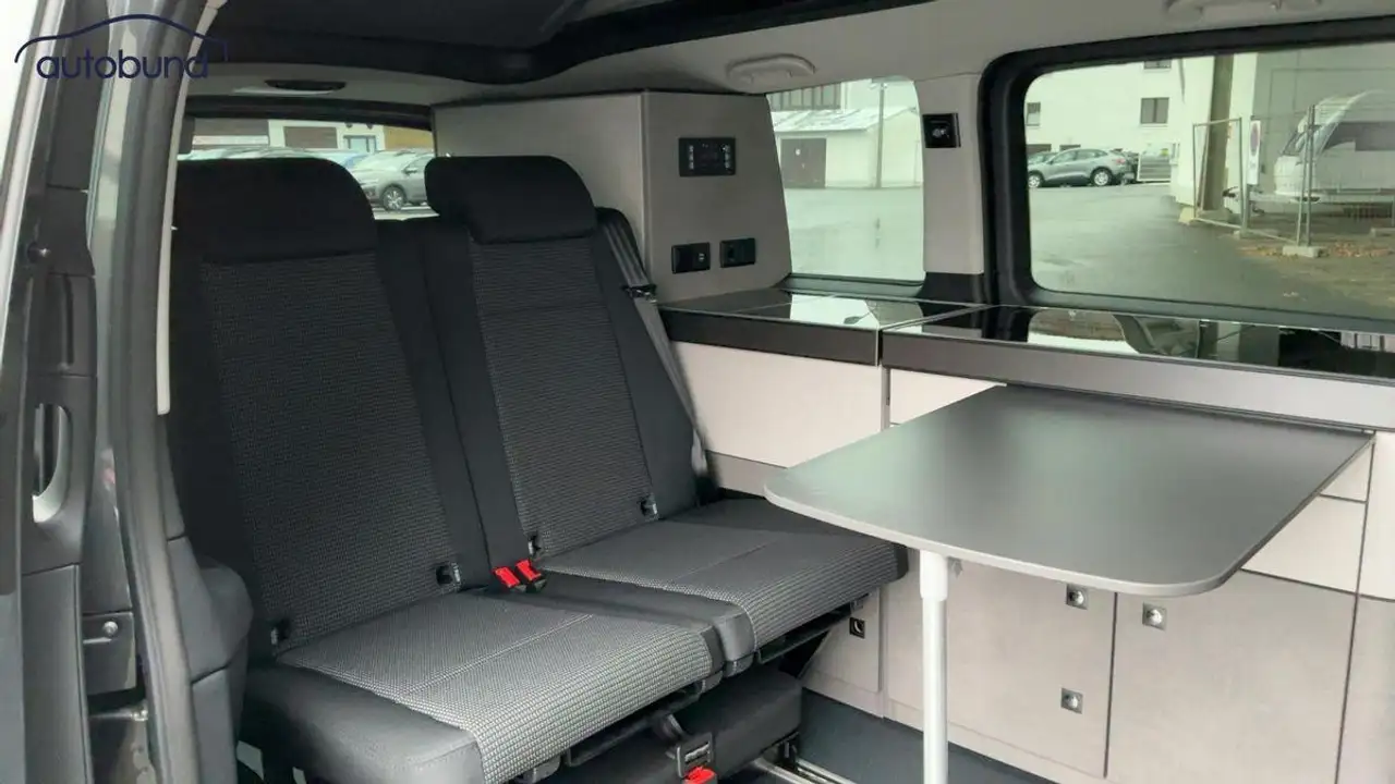 Mercedes-Benz V 250 9