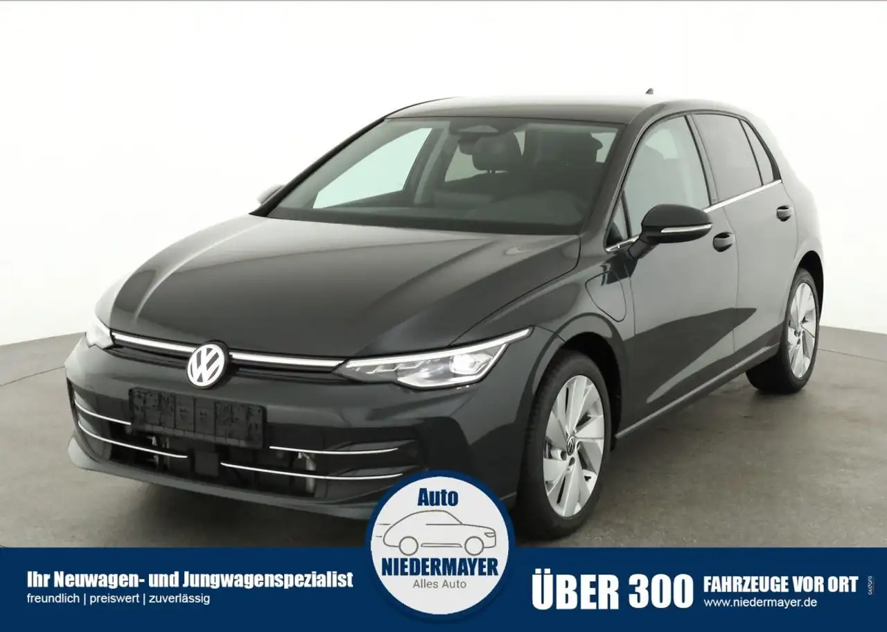 Volkswagen Golf VIII