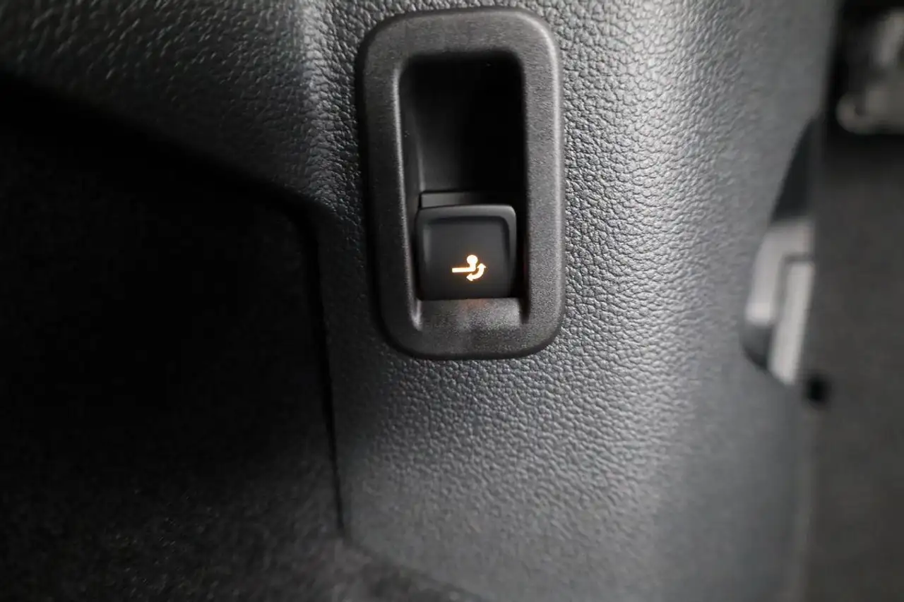 Volkswagen Golf VIII 14