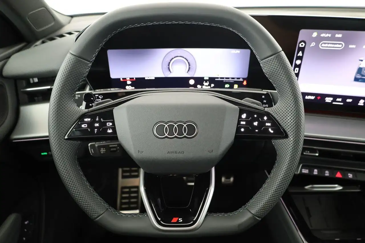 Audi Q3 7