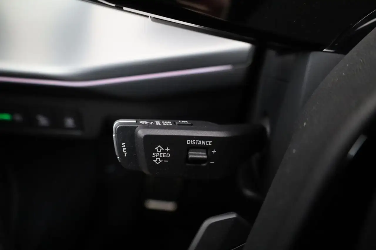 Audi Q3 12
