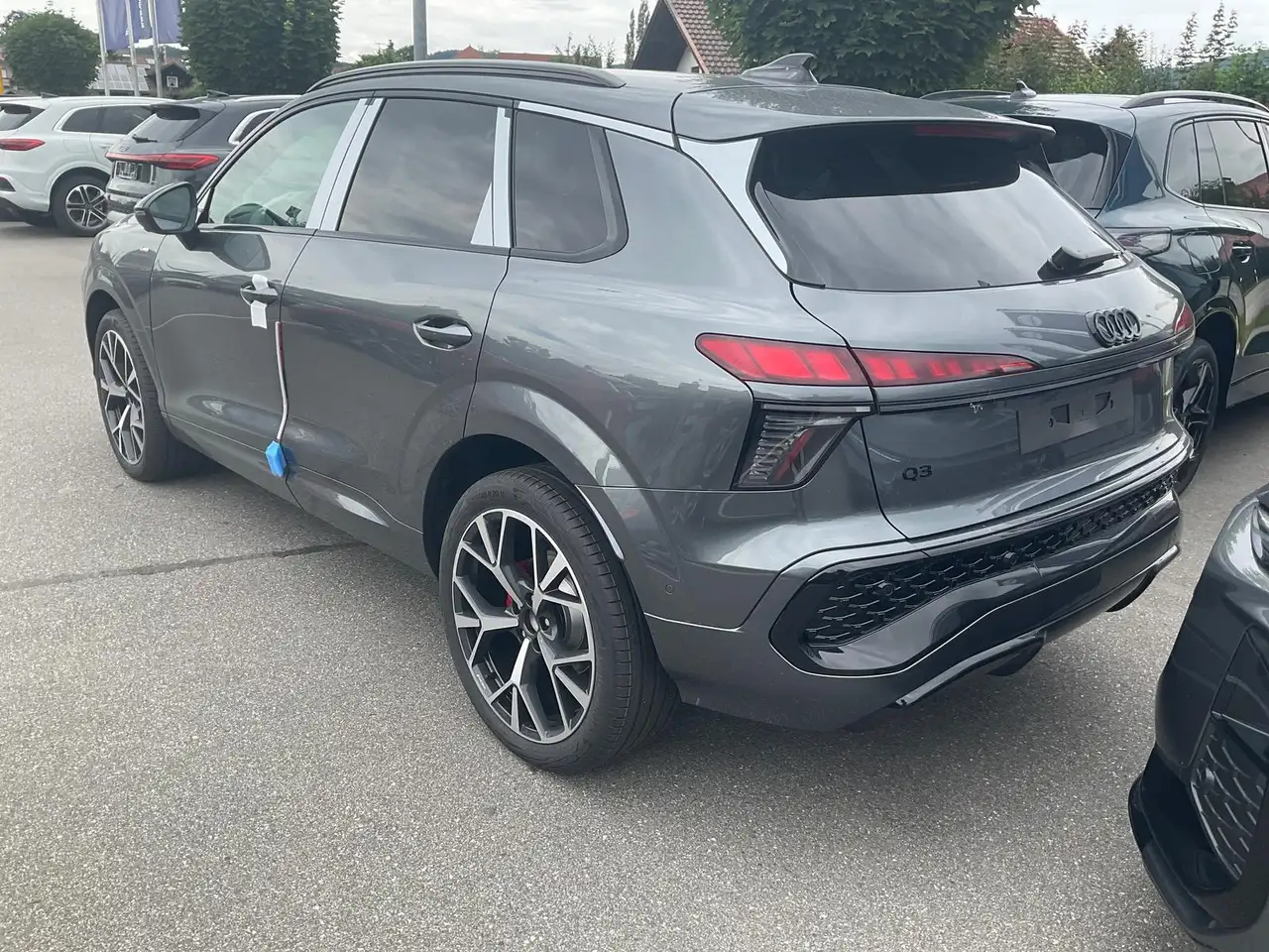 Audi Q3 4