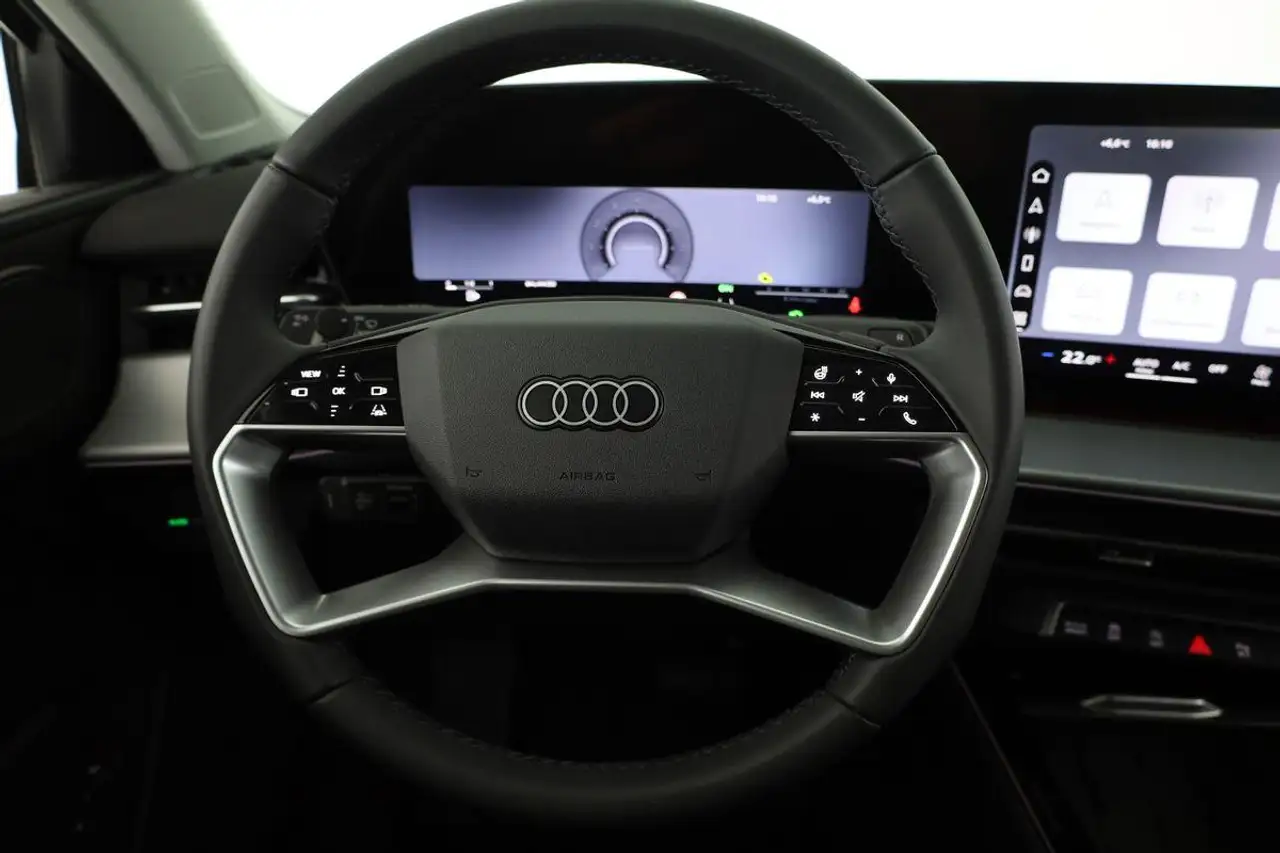 Audi Q3 7