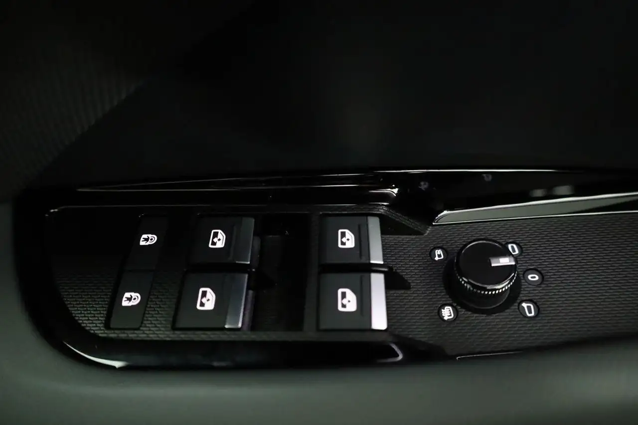 Audi Q3 9