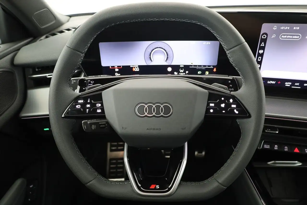 Audi Q3 7