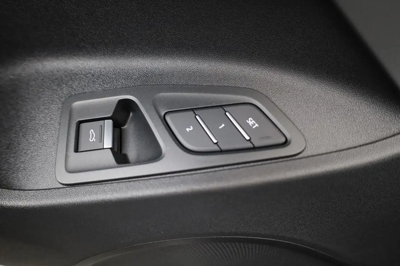 Audi Q3 13