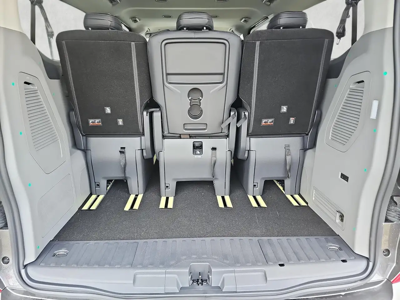 Ford Tourneo 15