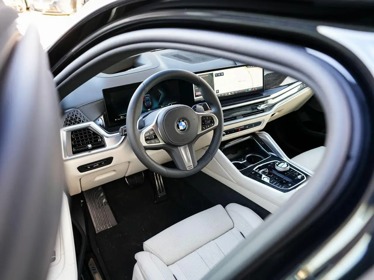 BMW X6 4