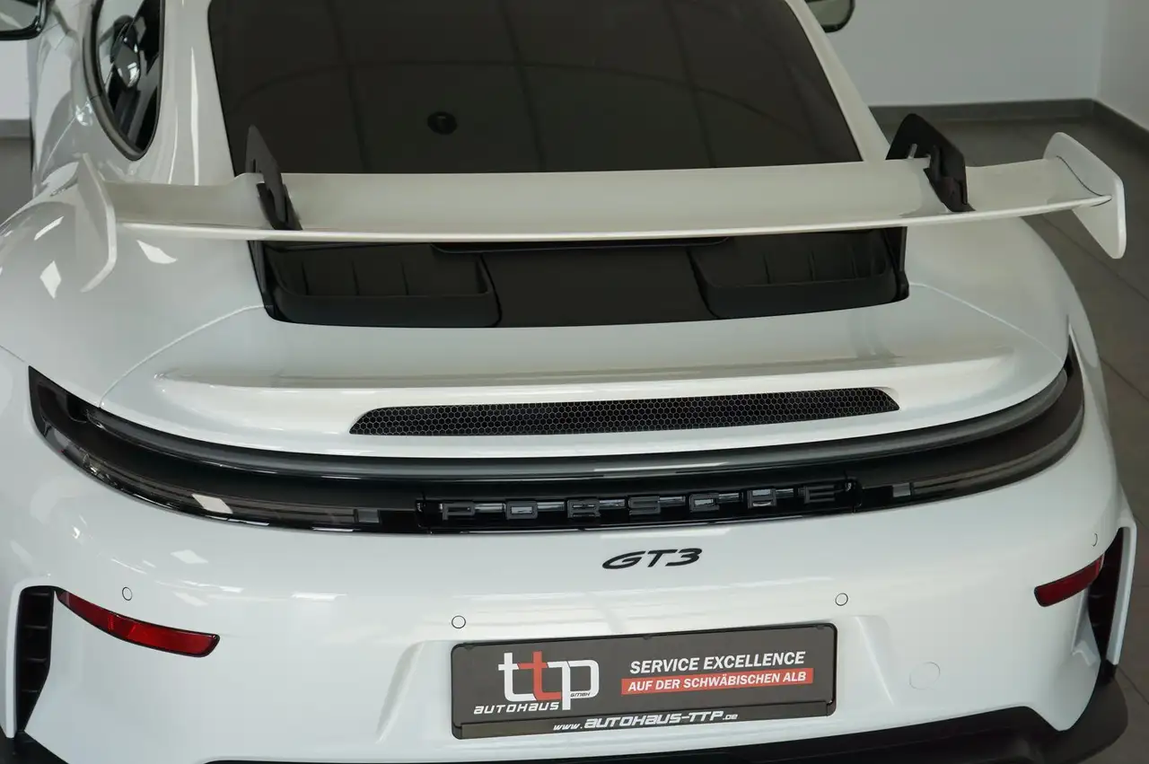 Porsche 992 12