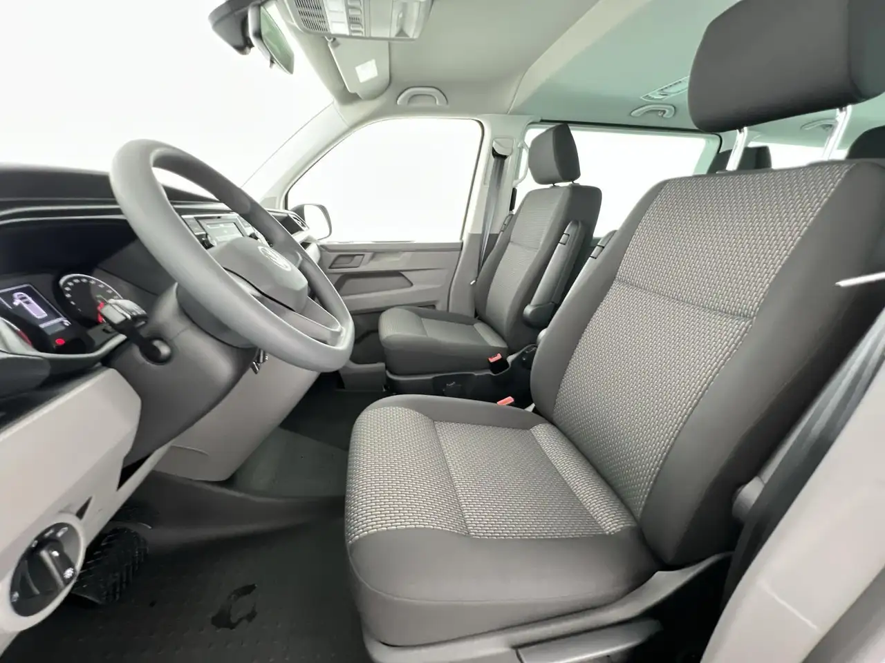 Volkswagen T6.1 7