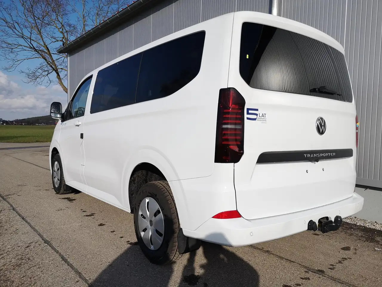 Volkswagen T7 Transporter 2