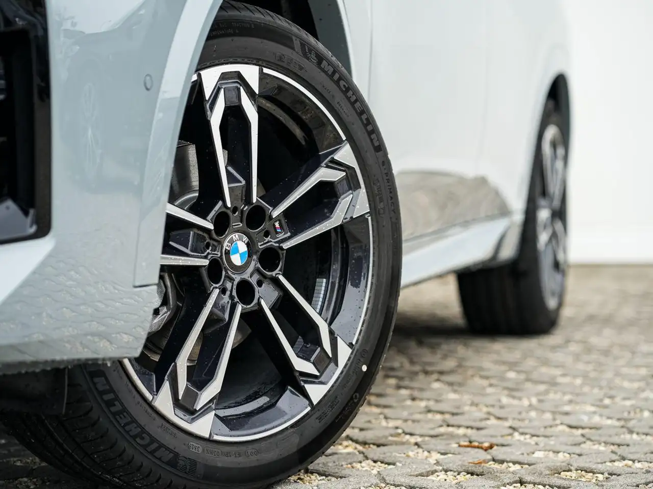 BMW X2 3