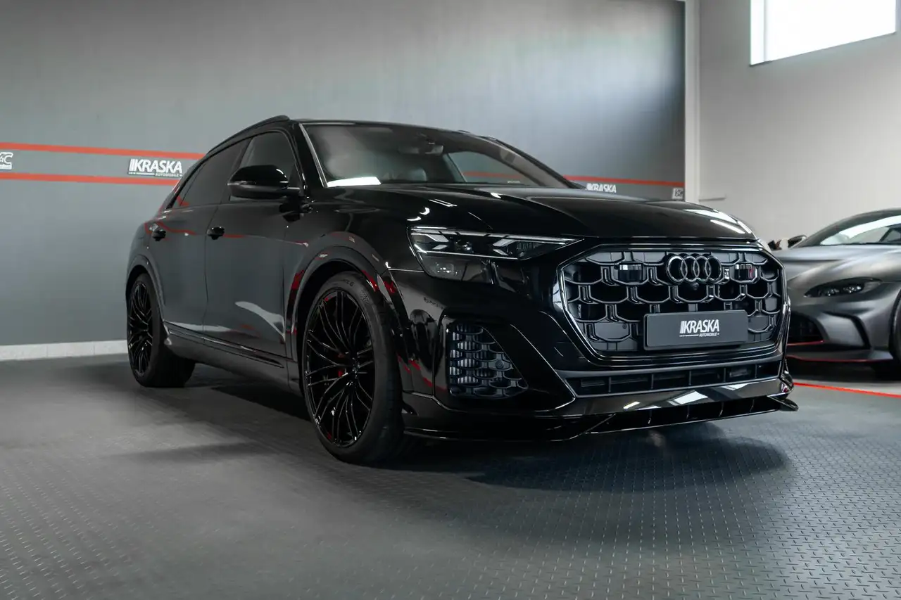 Audi SQ8 7