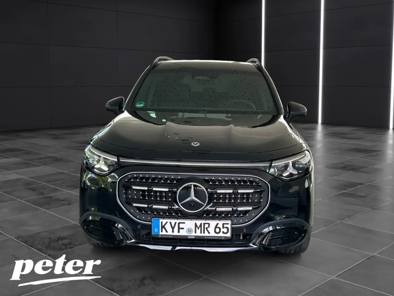Mercedes-Benz GLB 200 2