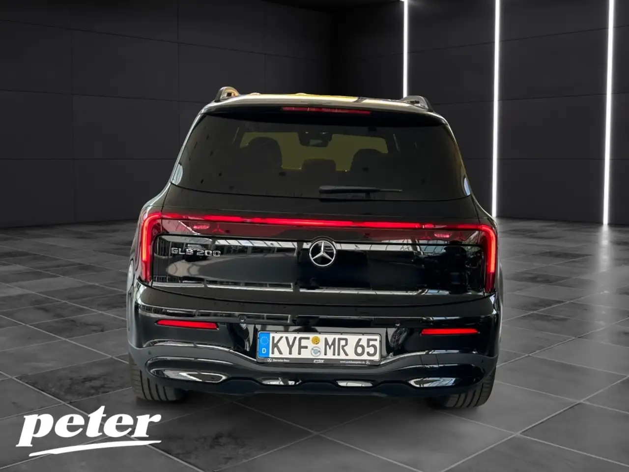 Mercedes-Benz GLB 200 4