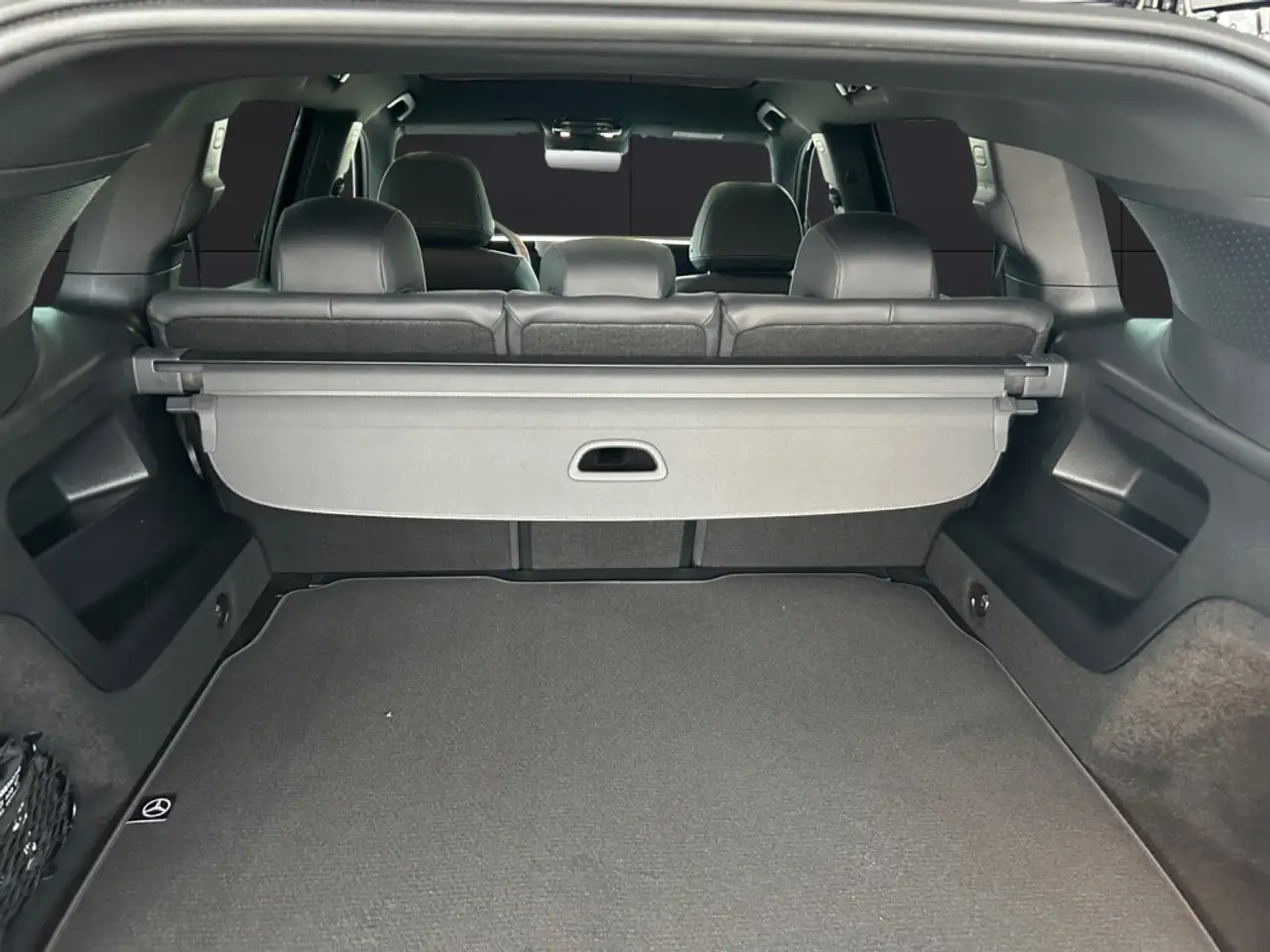 Mercedes-Benz GLB 200 15