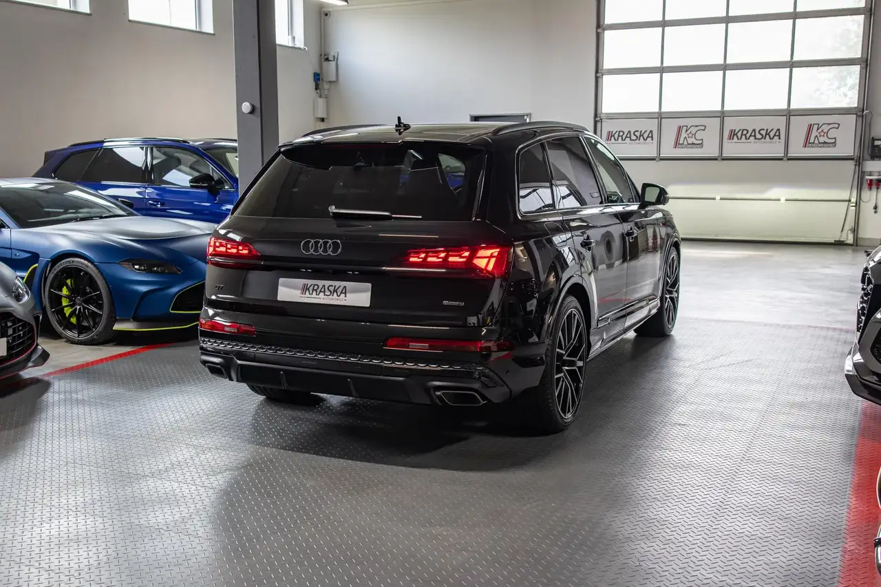 Audi Q7 60 9