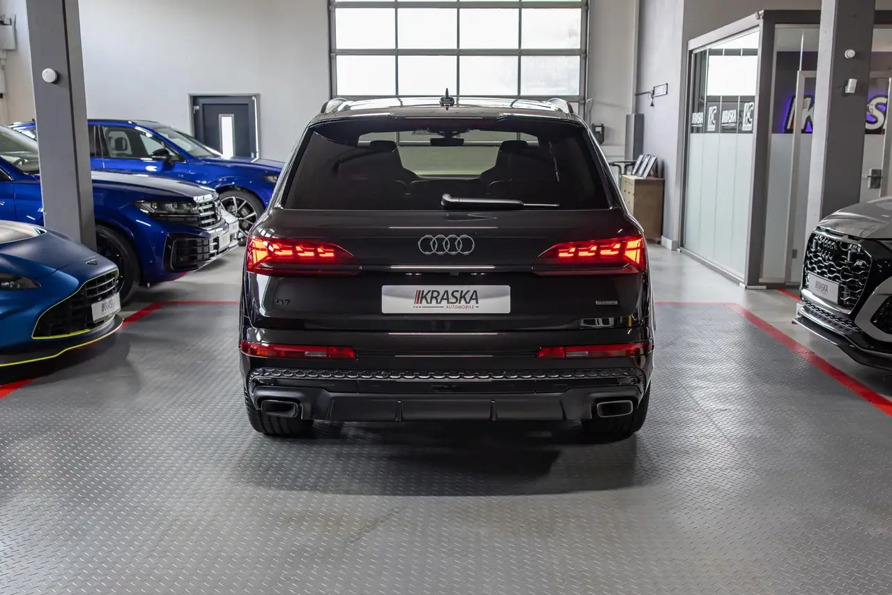 Audi Q7 60 10