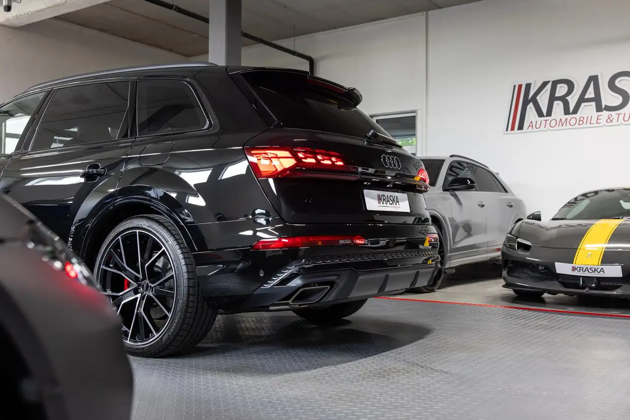 Audi Q7 60 12