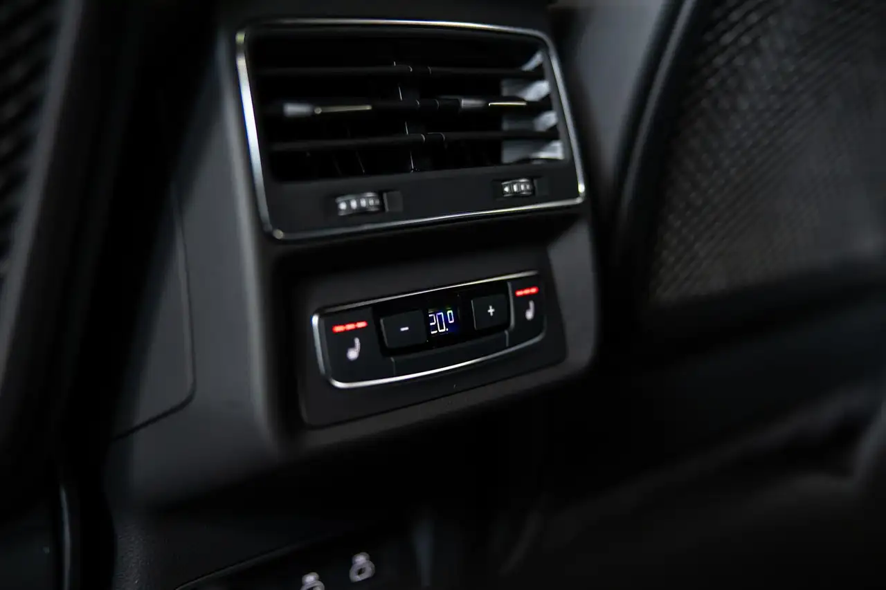 Audi Q7 60 16