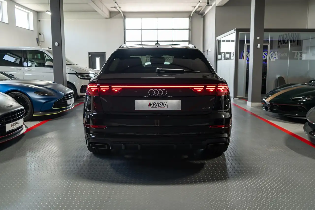 Audi Q8 60 9