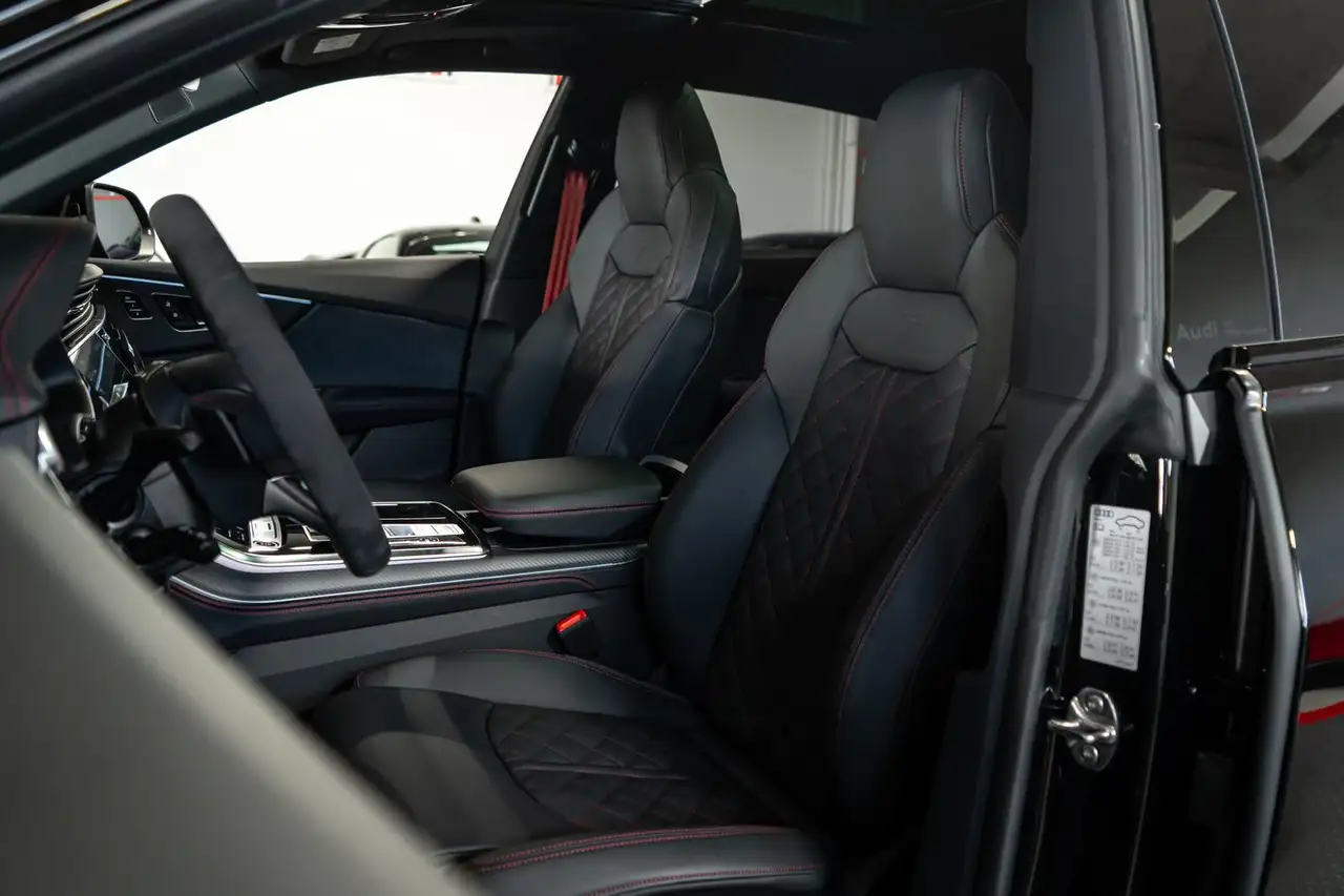 Audi Q8 60 15