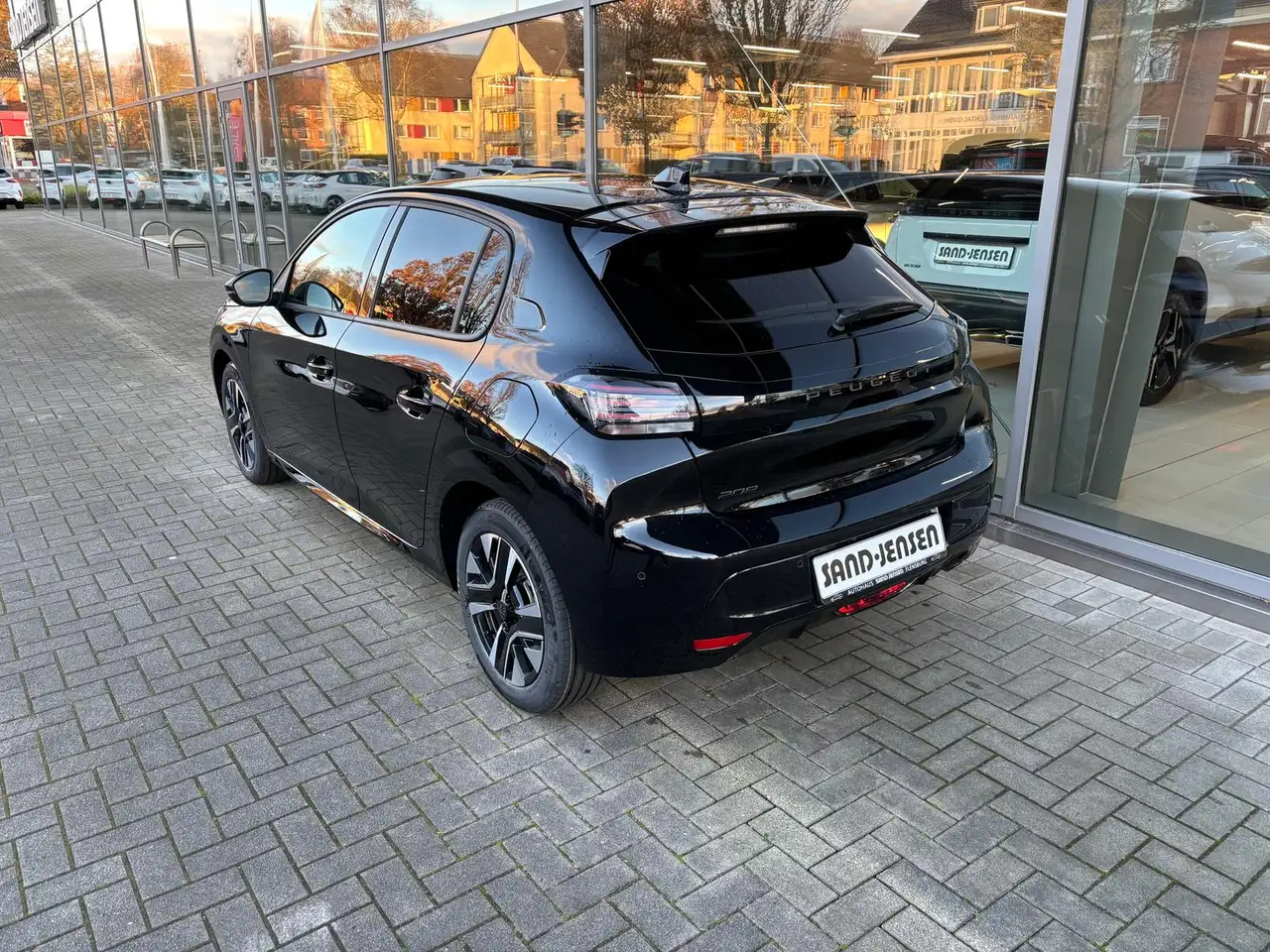 Peugeot 208 4