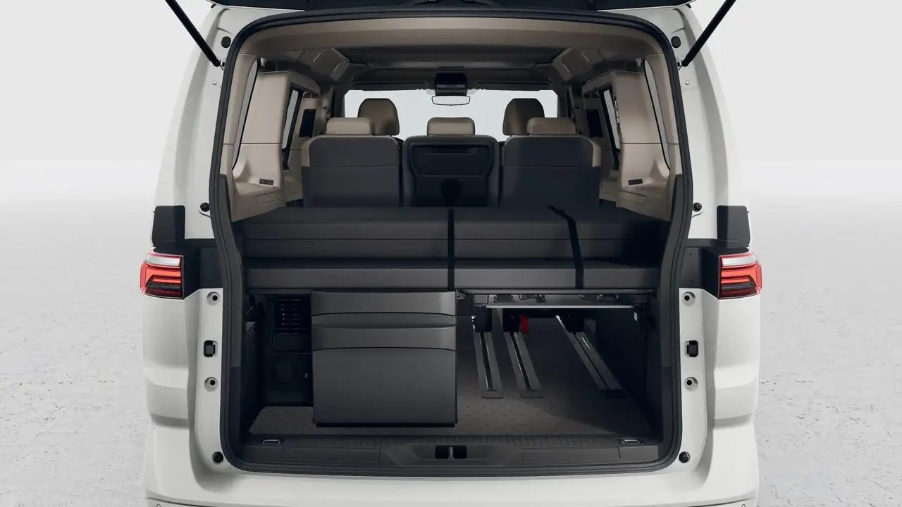 Volkswagen T7 California 12