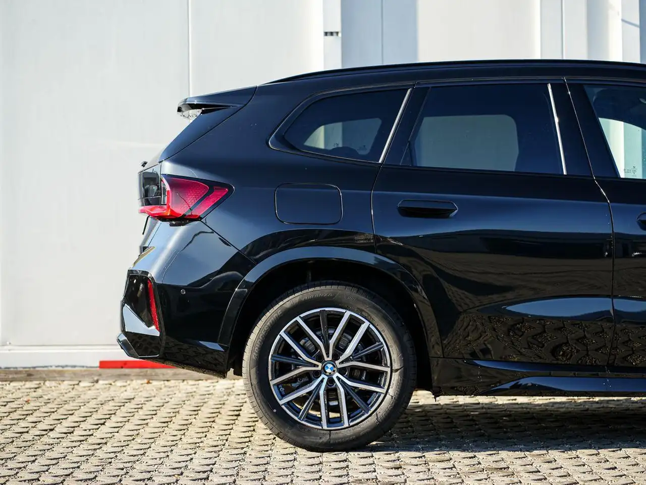 BMW X1 6
