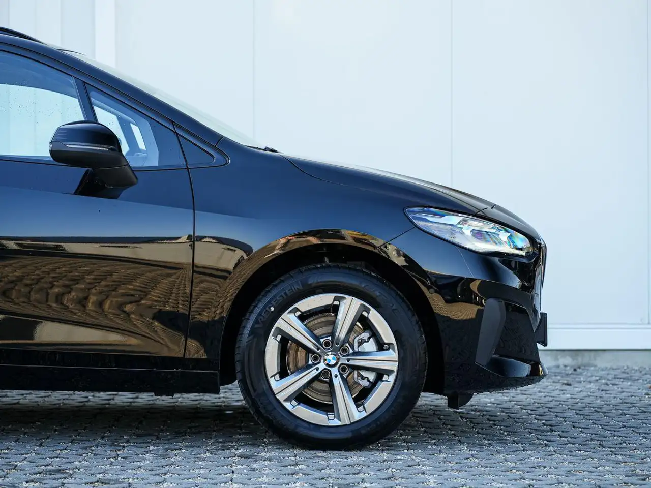BMW 220 8