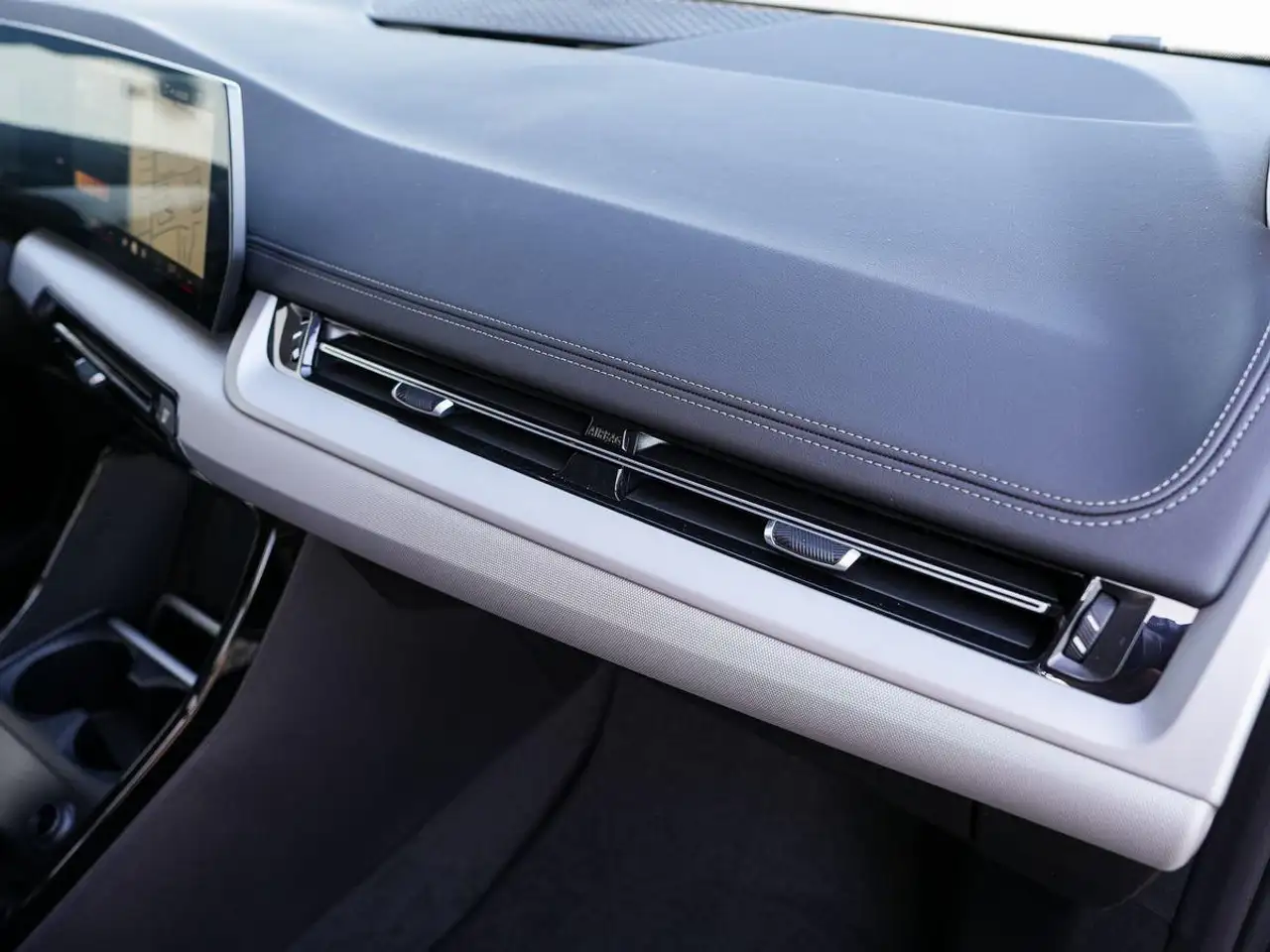 BMW 220 13