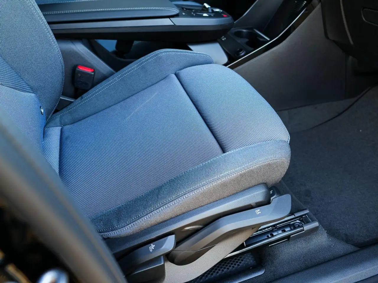 BMW 220 14