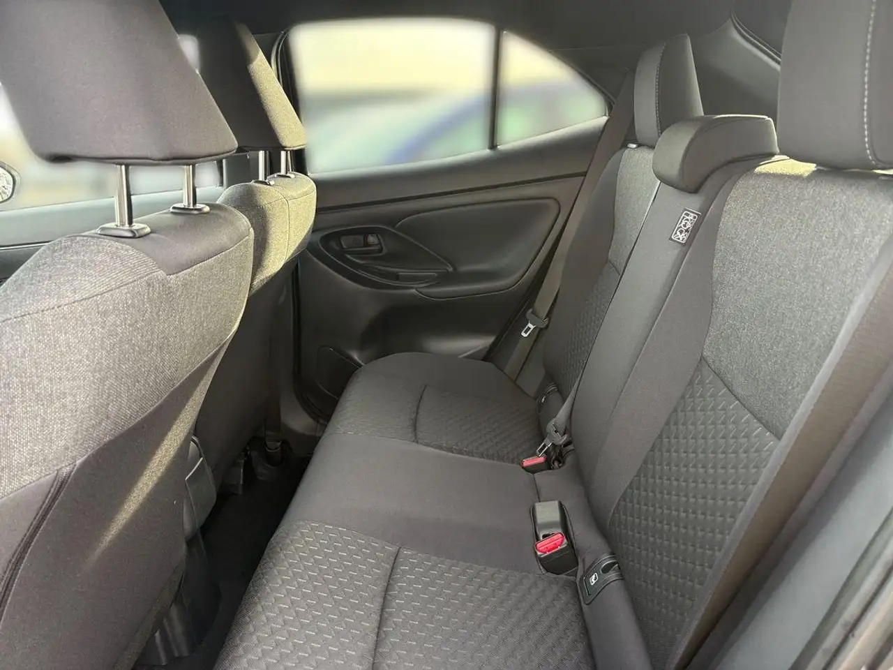 Toyota Yaris 12