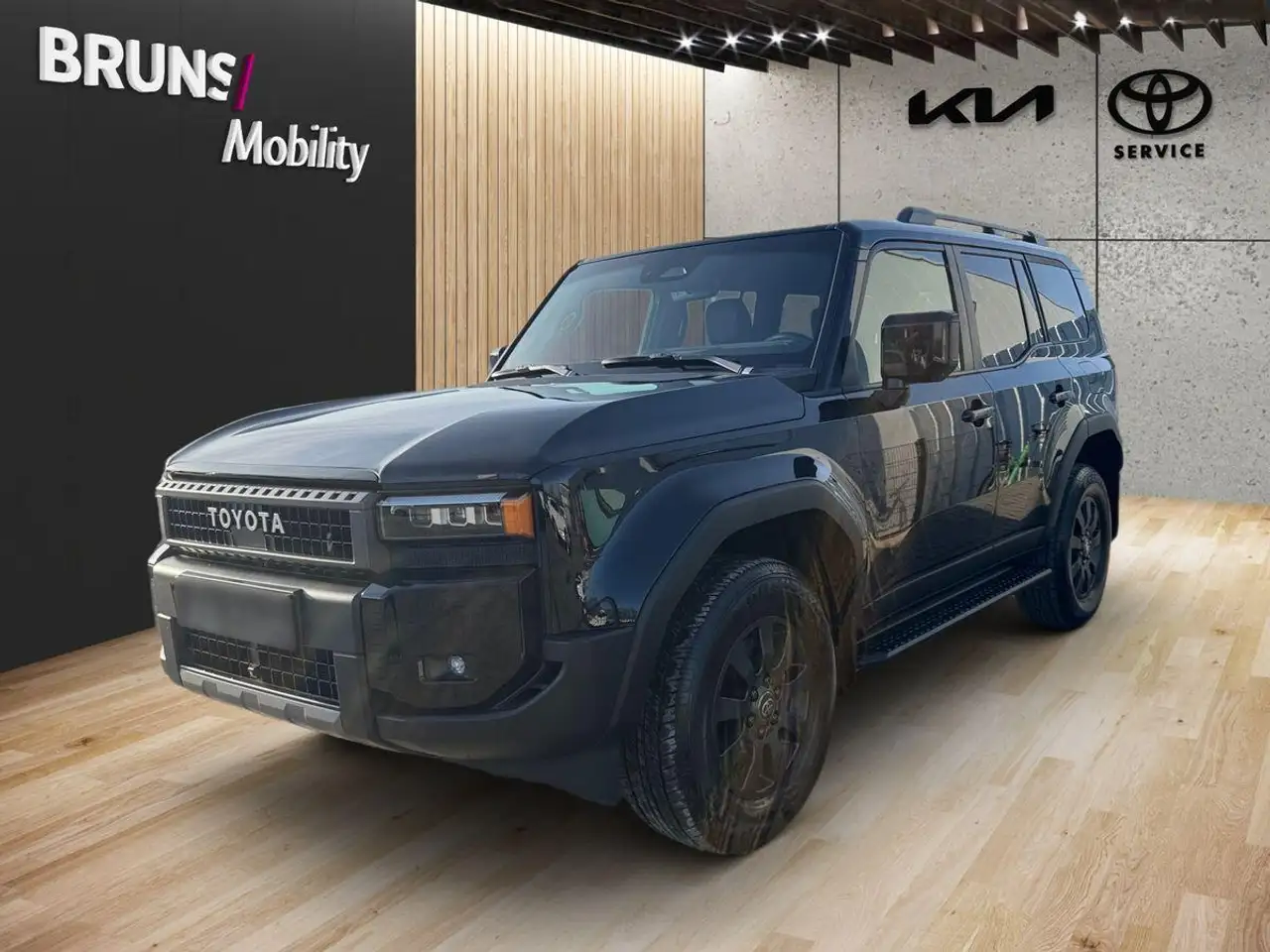 Toyota Land Cruiser 2